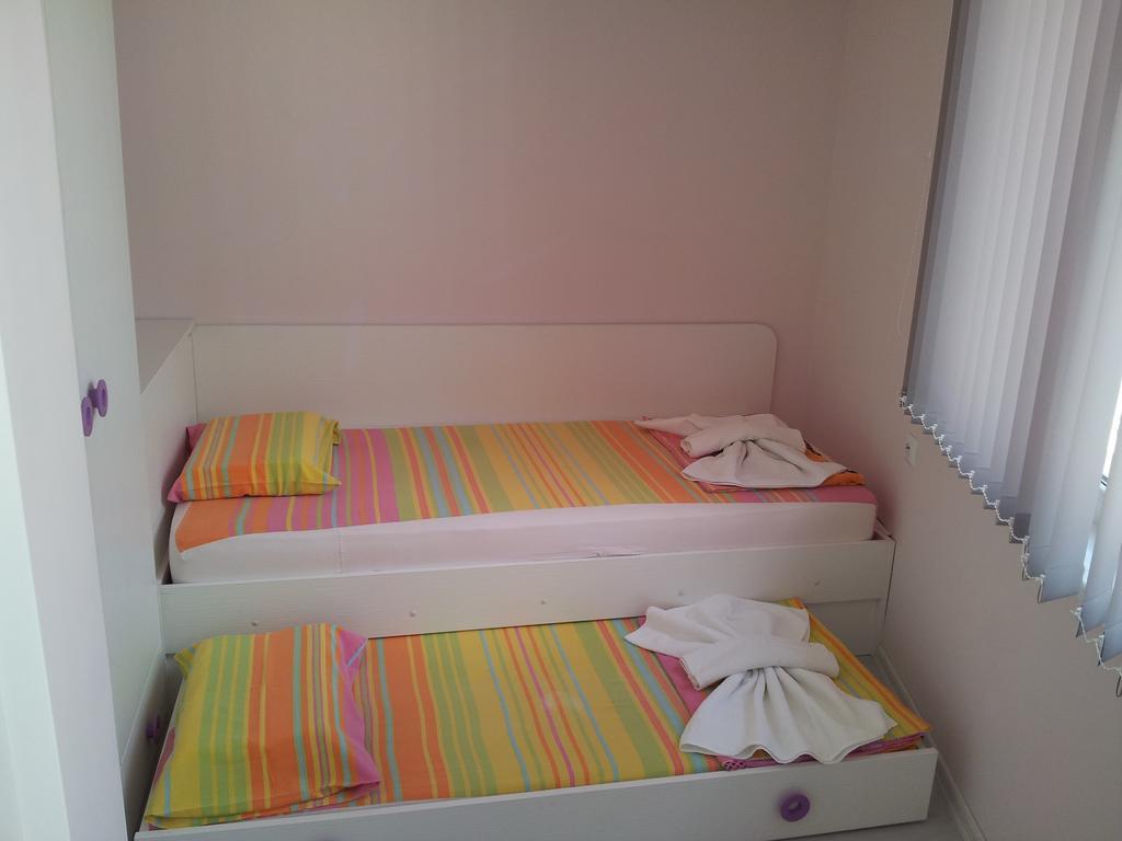 Apartment Zlatina Pomorie Cameră foto